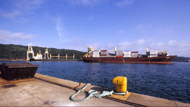 窒息！全球120多個港，堵得一抹黑！