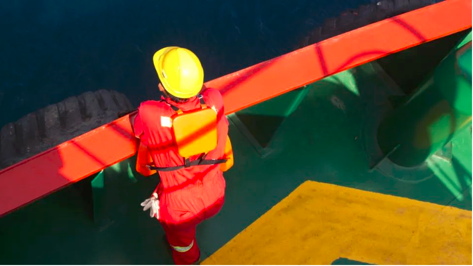 '掛靠印尼3個(gè)港口！又一貨船'中彈',