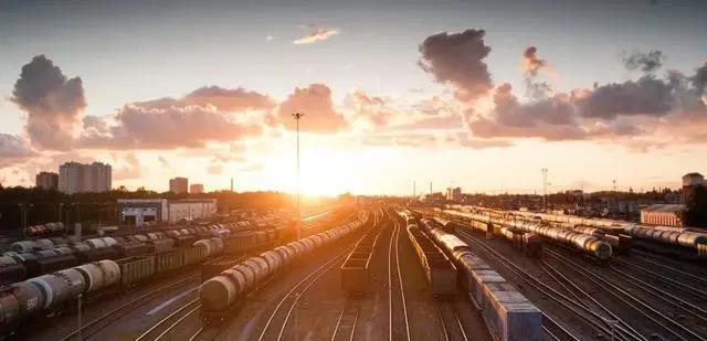 臺媒：運(yùn)力趕不上全球貿(mào)易鏈修復(fù)速度 缺艙將愈演愈烈