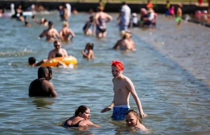 熱度飆升5000%！罕見(jiàn)熱浪侵襲北美 ，相關(guān)產(chǎn)品賣(mài)到脫銷