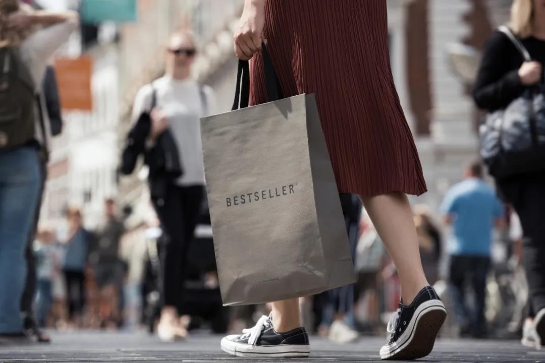 BESTSELLER與馬士基建立全新合作伙伴關系，使用碳中和海運產(chǎn)品