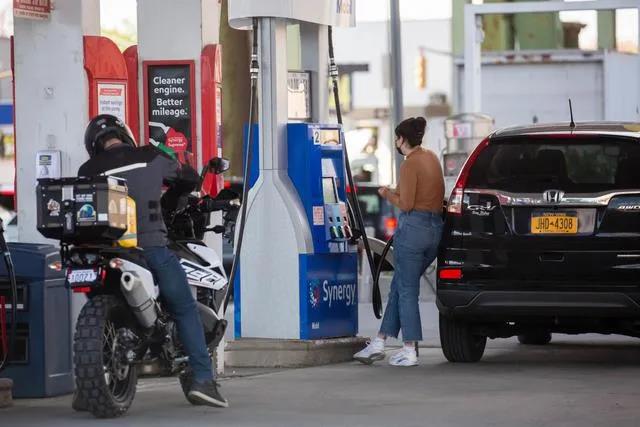 “瘋狂的油價(jià)”再上演？背后的秘密是→