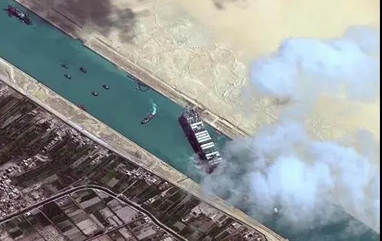 一拖再拖！“長(zhǎng)賜號(hào)”索賠案宣判再延期，船只繼續(xù)被扣