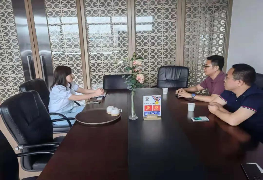 缺艙缺箱下，這家航運(yùn)企業(yè)如何為中小企業(yè)紓困？  