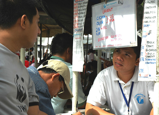 新華社：沒有他們，世界上一半的人會(huì)挨餓，另一半人會(huì)受凍