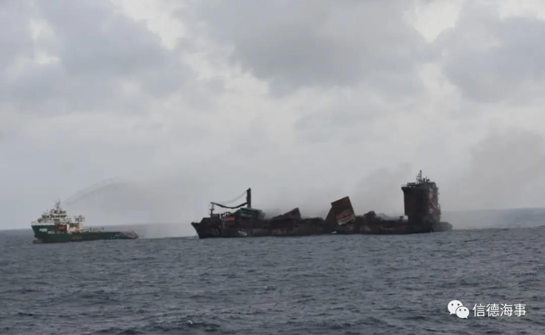 10天時(shí)間，這艘嶄新集裝箱船被燒成廢鐵