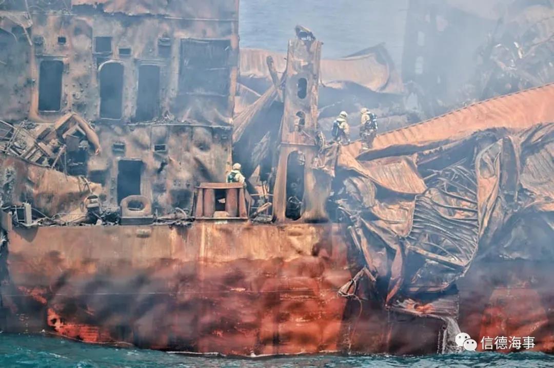 10天時(shí)間，這艘嶄新集裝箱船被燒成廢鐵