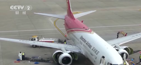 央視：價(jià)格刷新高！貨主不看價(jià)先下單再說！空運(yùn)、海運(yùn)“一艙難求”！怎么回事？