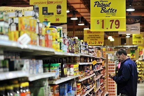 貨量不減、爆倉頻頻、運(yùn)費(fèi)飆漲！2M推遲跨太平洋服務(wù)又同時(shí)宣布停航