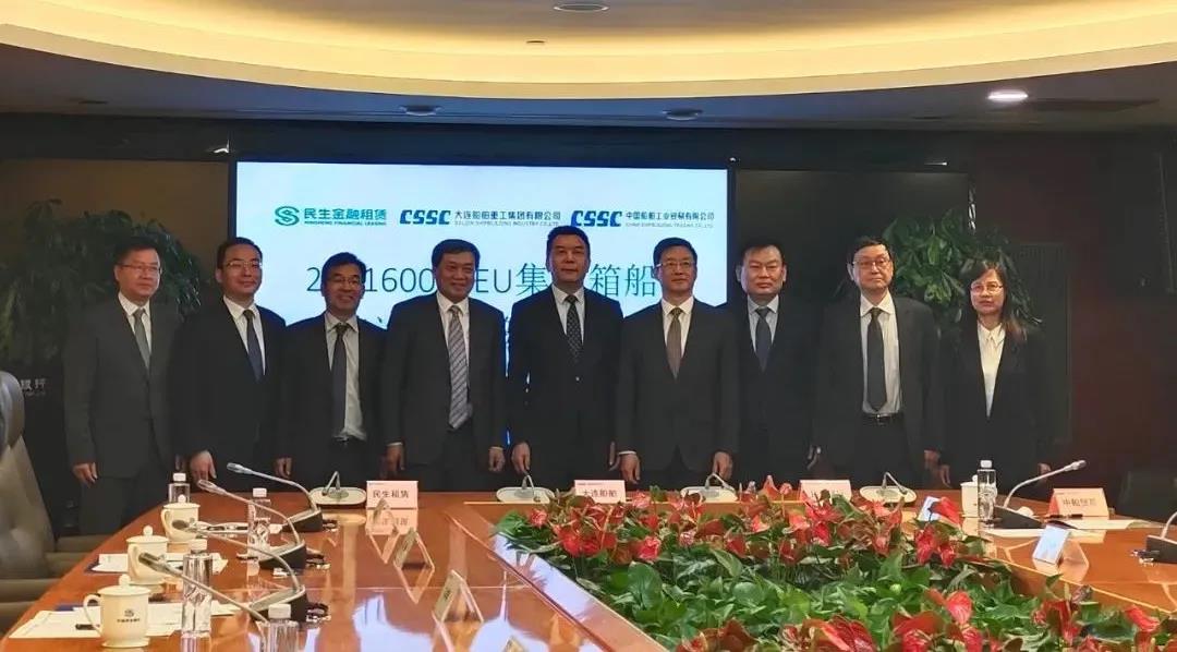 又來了一波新船訂單，236000TEU！