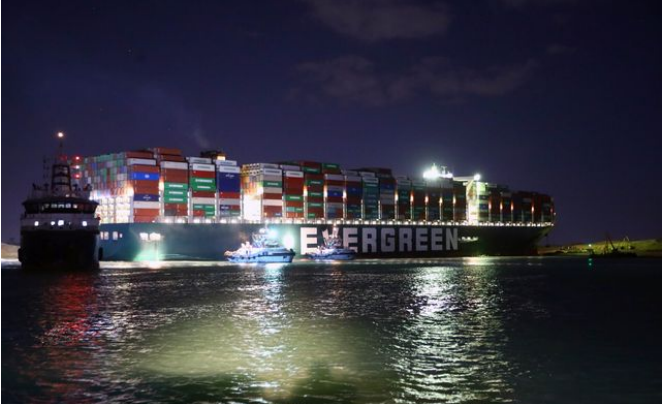 蘇伊士運河管理局：“技術(shù)故障，巨輪未按照船長指令航行”印度喊話“放了船員”