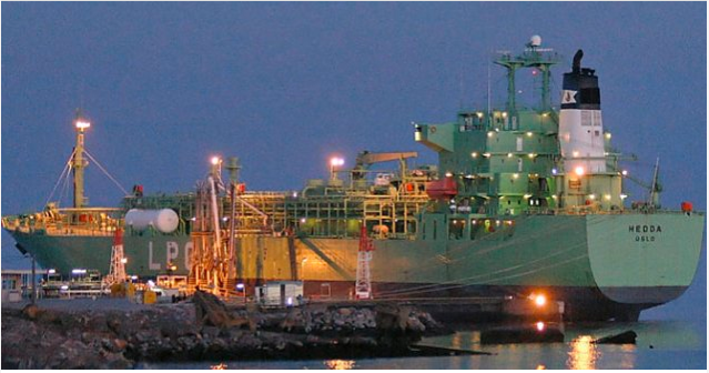 突發(fā)！一化學(xué)品船液氨泄漏, 船員1死3傷! ... 船上25名船員, 正前往中國(guó) 