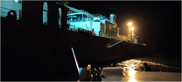 突發(fā)！一化學(xué)品船液氨泄漏, 船員1死3傷! ... 船上25名船員, 正前往中國(guó) 