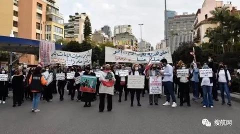 這個中東國家崩潰在即！本幣暴跌90%，港口爆炸案調查進展緩慢