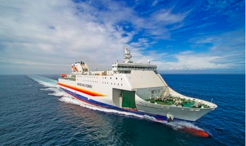 突發(fā)！韓國仁川港, 一中國船員遭集裝箱擠壓身亡! ... 正拔插頭, 一集裝箱突然倒退! ...血的教訓(xùn): 作業(yè)溝通太重要!