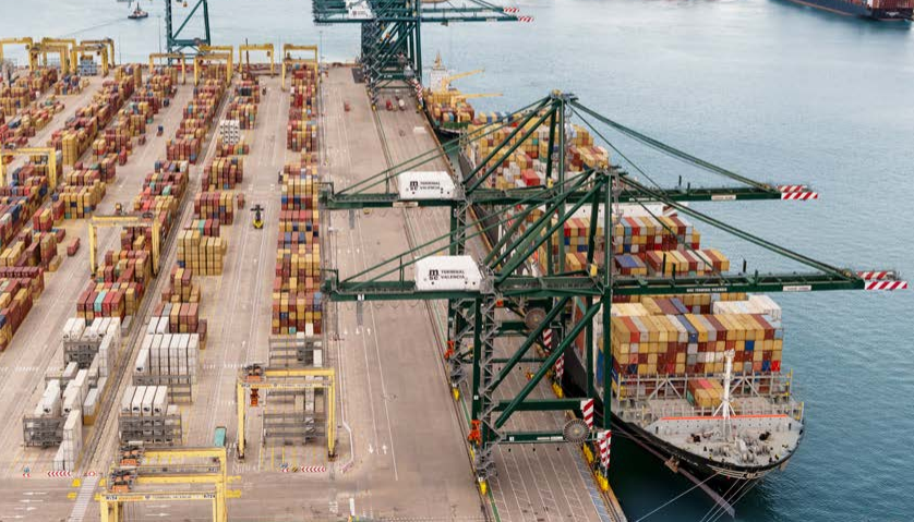 過去一年里，MSC買下了1.5個太平船務……