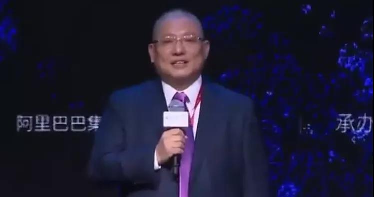 阿里大動作！盒馬重回神壇，只因豎了個拇指？