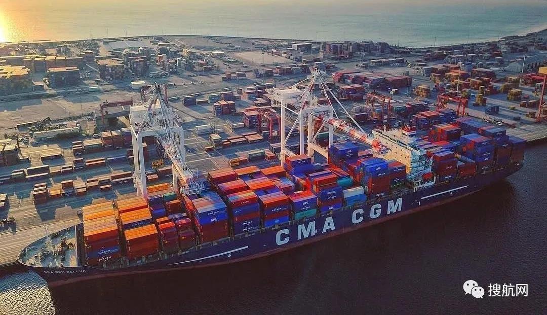 以星再租5艘LNG雙燃料集裝箱船；達(dá)飛今年將增加46艘集裝箱