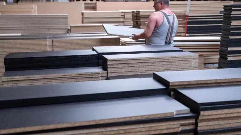 出口暴增45%！德媒：中國(guó)取代波蘭，成為德國(guó)第一大家具原產(chǎn)國(guó)