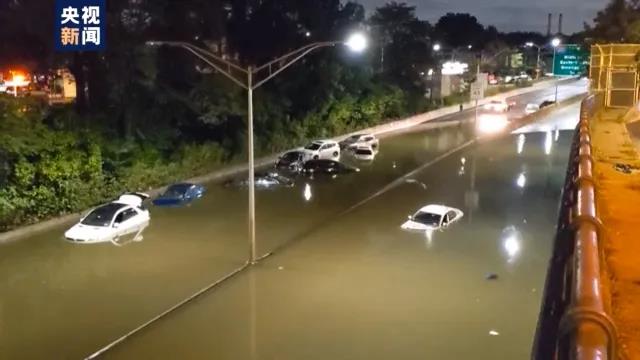 有多慘！歐洲多國淪陷，美國數(shù)千人撤離，進入緊急狀態(tài)！多國已被高溫大火吞噬！極端天氣頻發(fā)，聯(lián)合國氣候報告敲響警鐘！