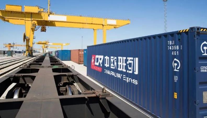 2021年第10000列中歐班列從武漢始發(fā)，抵達(dá)波蘭！