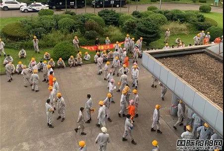 全員失業(yè)就地解散？中國(guó)第一家外資船廠撤資走了！