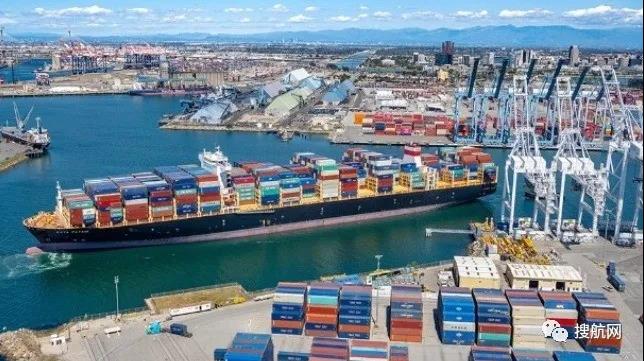 比洛杉磯長灘港還堵！上海/寧波港外等待靠泊集裝箱船數(shù)量是洛杉磯長灘港的兩倍