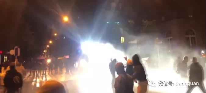 爆！工廠停工10周！爆發(fā)反對(duì)疫情限制！他們撐不住了！十幾國(guó)家宣布：放棄抵抗，“與病毒共存”