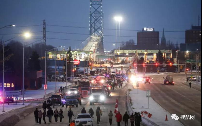 加拿大卡車司機(jī)罷工升級(jí)！關(guān)鍵邊境通道運(yùn)輸受阻，供應(yīng)鏈?zhǔn)車?yán)重影響！