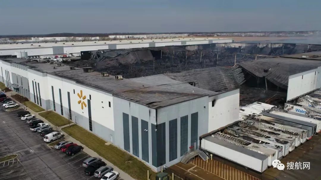 突發(fā)！沃爾瑪一120萬平方英尺倉庫突發(fā)大火，燃燒持續(xù)近24小時