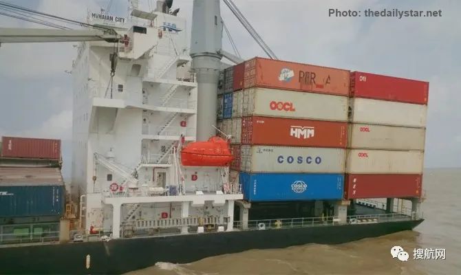 突發(fā)！達(dá)飛一集裝箱船發(fā)生火災(zāi)；另有兩船相撞，集裝箱落水！