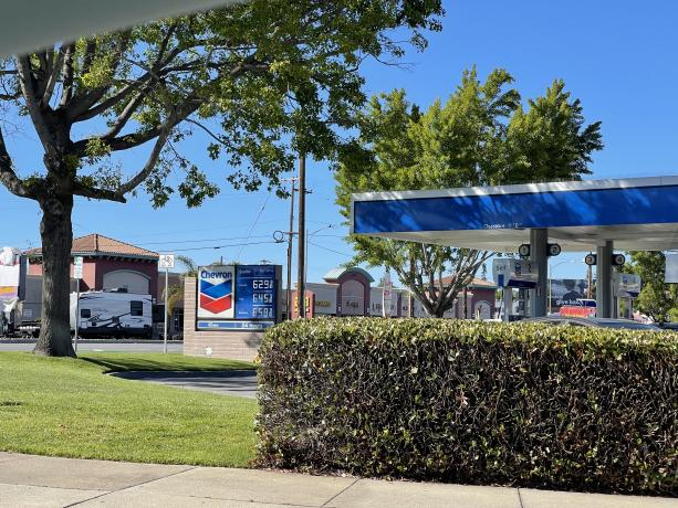 兩菜一湯85美金！飆升的美國(guó)物價(jià)，低迷的消費(fèi)欲望