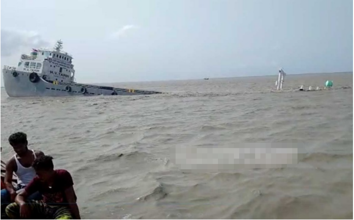 一貨船卻觸礁沉沒！船上16000噸小麥全浸水!