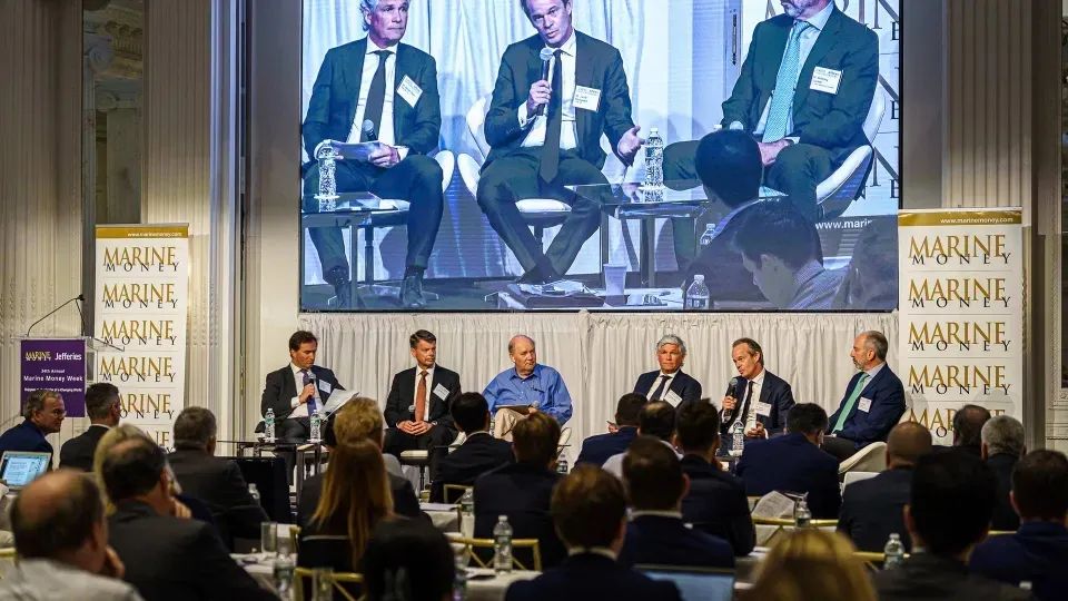 船東：成品油輪市場(chǎng)真的非常的好，未來幾年都會(huì)很有搞頭