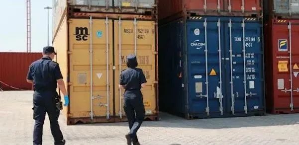 剛剛！馬士基公告：加強誤報費征收5000美元！海關再通報查獲多起危險品瞞報夾藏