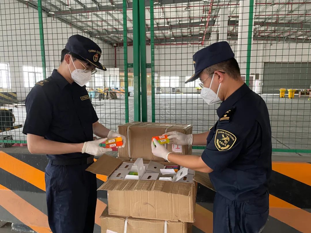 剛剛！馬士基公告：加強誤報費征收5000美元！海關再通報查獲多起危險品瞞報夾藏