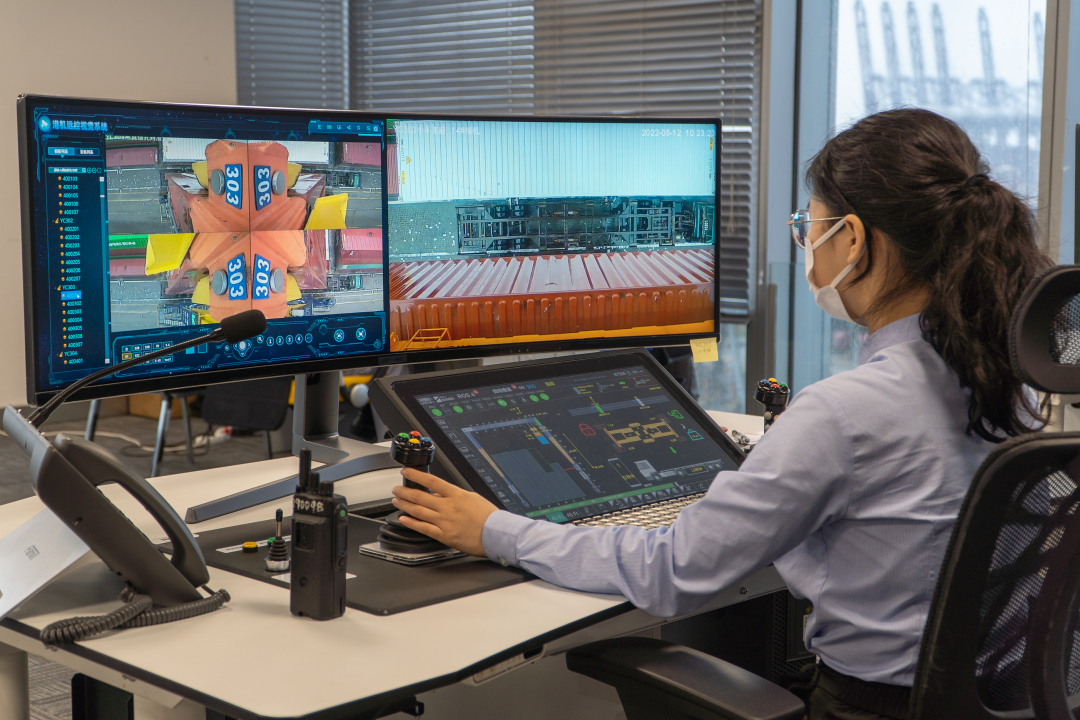 6艘海上“巨無霸”同時靠泊鹽田國際！