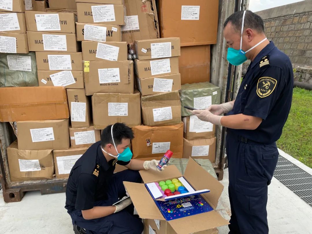 剛剛！海關(guān)通報查獲多起危險品瞞報夾藏，準備出運！涉事企業(yè)或受重罰！貨代報關(guān)跟著遭殃...