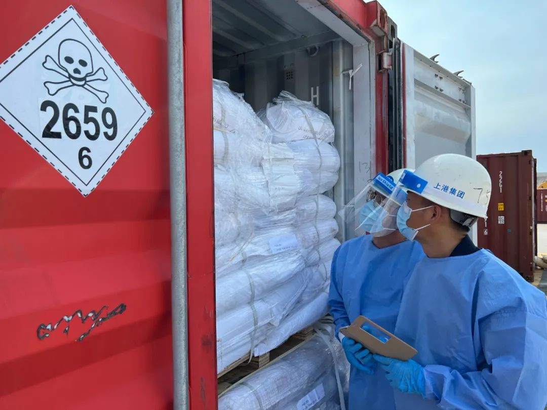 安全出運！多地海關(guān)查獲危險貨物瞞報夾藏事例，涉事企業(yè)或受重罰