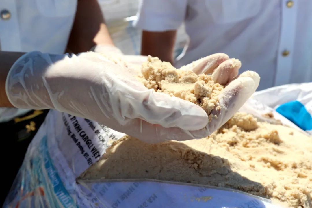 20噸“洋垃圾”，退運！