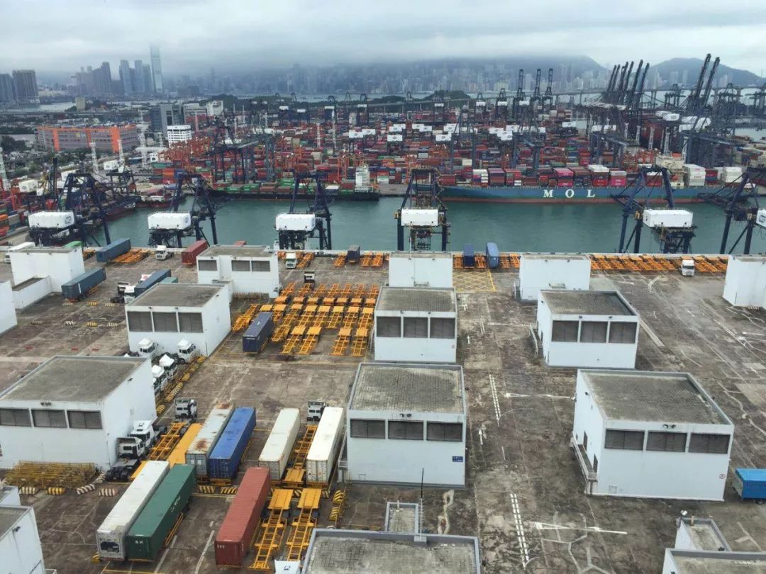 全國首個立體集裝箱堆場開建，能裝2.68萬個空箱 