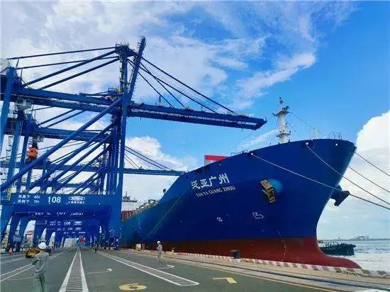 賦能造紙機(jī)械，泛亞航運特種貨物物流實現(xiàn)新突破