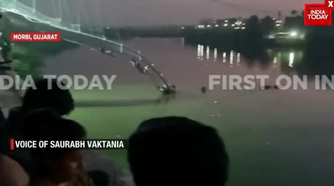 突發(fā)！印度，大批民眾墜河，已致91人死亡