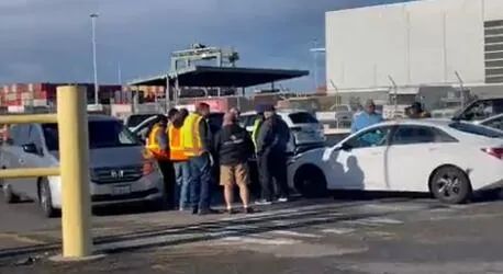 突發(fā)！美西奧克蘭港碼頭工人突發(fā)罷工！碼頭被迫關(guān)閉停擺！出貨請注意