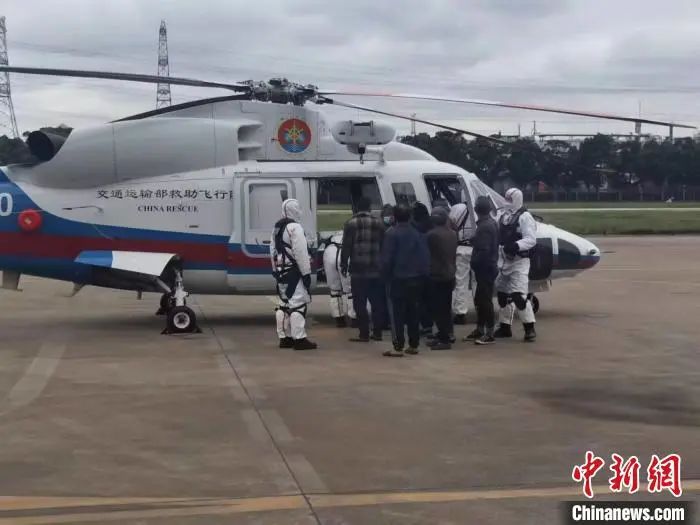 東海海域一船舶失火！7名船員被困！