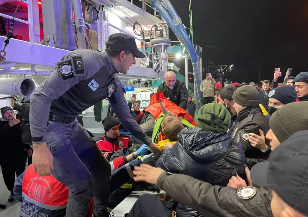 事故頻發(fā)！一貨船突發(fā)火災(zāi) 船長失蹤！一貨船正在沉沒！