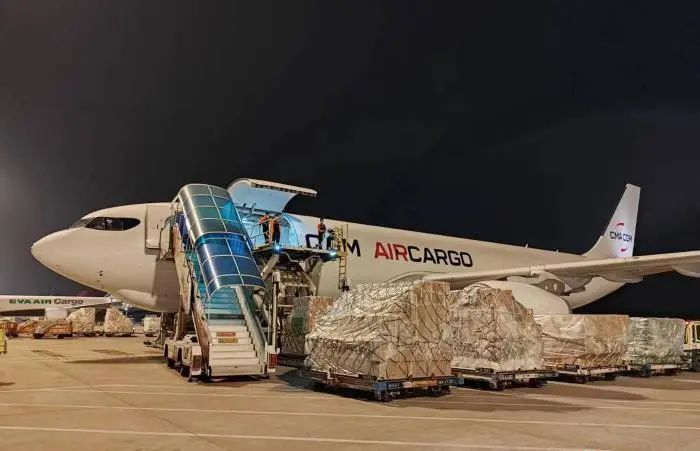 中歐經(jīng)貿(mào)往來再添新橋梁！達飛航空巴黎—廣州新航線開通！