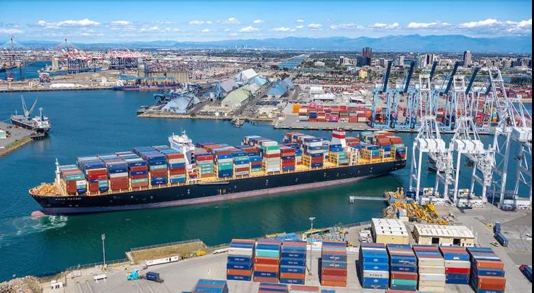 三大船公司：集裝箱貿(mào)易混亂局面將持續(xù)到第三季度才能解決！中美引領(lǐng)復(fù)蘇