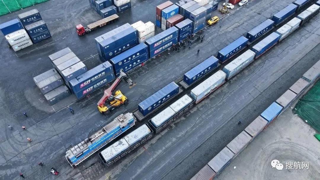 一箱難求！中歐班列連續(xù)9個月單月開行超千列仍顯運力不足