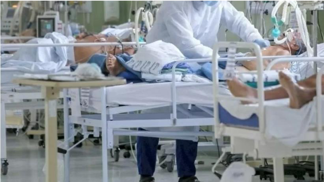 世衛(wèi)預(yù)測(cè)：新冠大流行將于2022年初結(jié)束！美國(guó)、印度、英國(guó)等國(guó)疫情直線下降...    